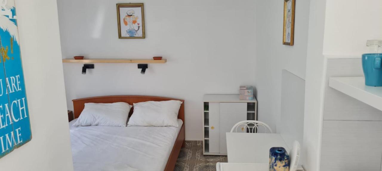 Apartmani Centar Seline Paklenica Exterior photo