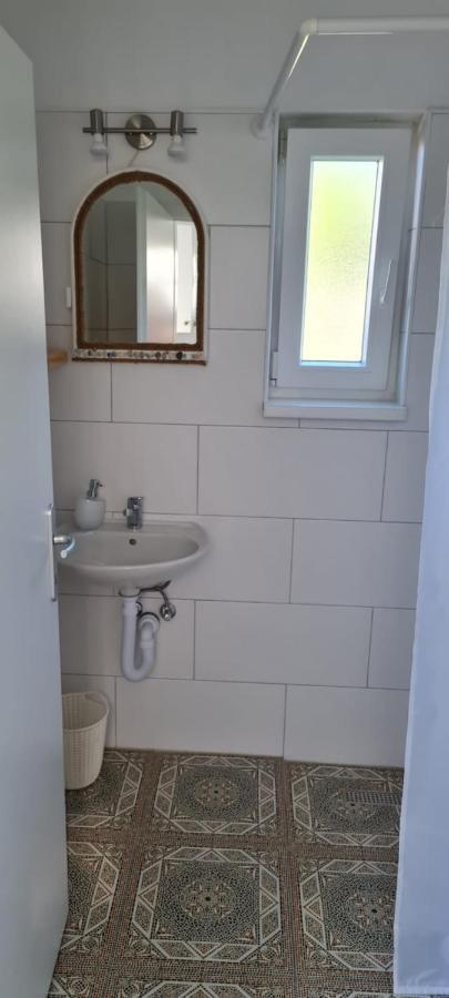 Apartmani Centar Seline Paklenica Exterior photo