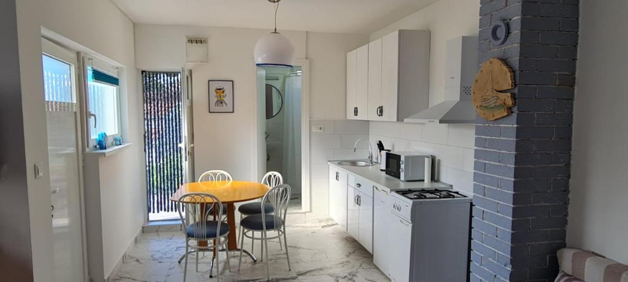 Apartmani Centar Seline Paklenica Exterior photo